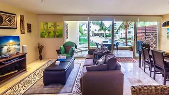 The Elements Playa Del Carmen Apartman