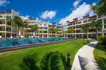 The Elements Playa Del Carmen Apartman