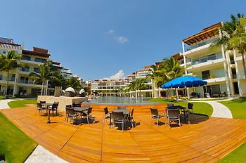 The Elements Playa Del Carmen Apartment