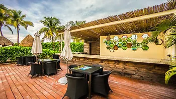 The Elements Playa Del Carmen Apartment